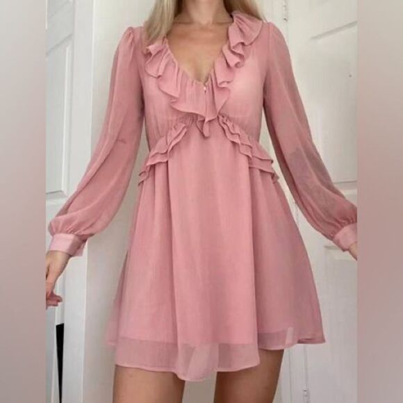 Zara blogger favorite short ruffled pink chiffon dress - Picture 3 of 9